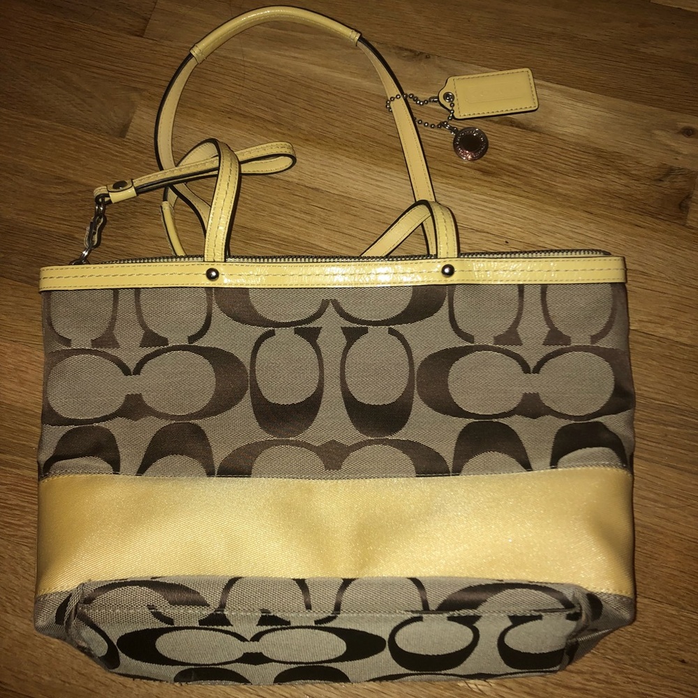 Signature Coach Canvas Bag